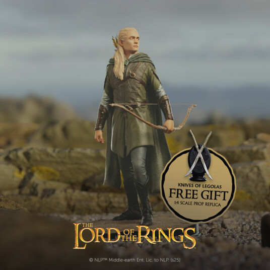 Lord of the Rings Classic Series Legolas Hunter of the Plains with free gift Knives of Legolas