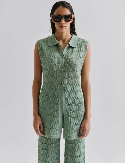 Malina Hele Long Structure Knitted Vest - Green - XL Malina Hele Long Structure Knitted Vest - Green - XL