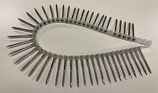 Fischer terrasseskrue syrefast bandet a4 ph2 1000 stk 42x55 mm
