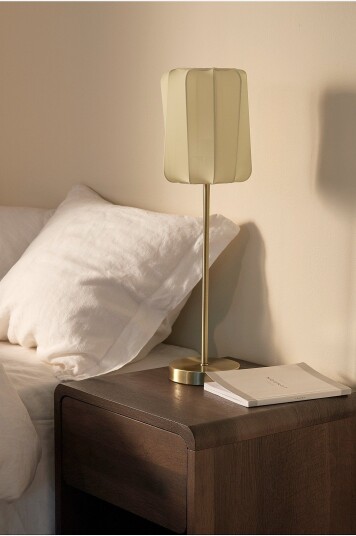 Ellos Home   Bordlampe Blush   Hvit
