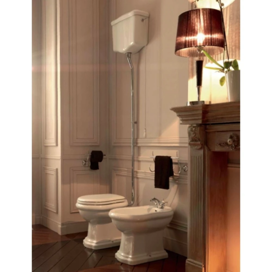 Lavabo Retro HIGH Gulvstående Toalett 445x705x2200 mm, Krom/P-lås, Hvit Lavabo Retro HIGH Gulvstående Toalett 445x705x2200 mm, Krom/P-lås, Hvit