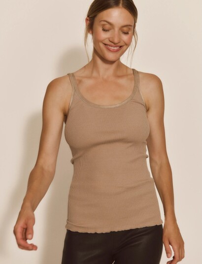 Rosemunde Rwbelle Silk U Neck Strap Elastic Top Brown L