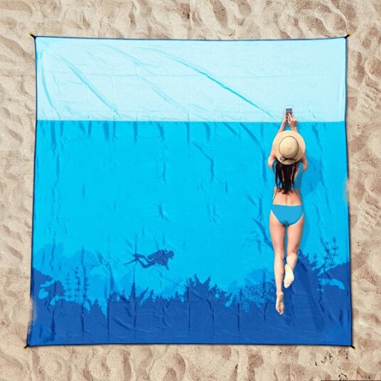 Strandteppe Piknikteppe Stor 200x210 cm Vanntett Sandtett Vannbestandig Strandmatte med 4 Faste Spiker Reinfo