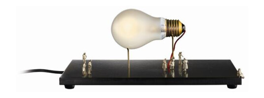 Ingo Maurer I Ricchi Poveri-monumentet for En Bordlampe Sort