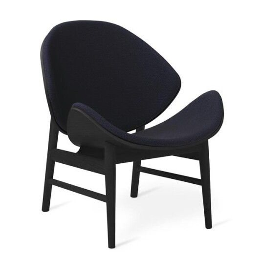 Warm Nordic Warm Nordic Den Oransje Lenestolen med Seteog Ryggpolstring med Strøssel 794/ Sort Eik Warm Nordic Warm Nordic Den Oransje Lenestolen med Seteog Ryggpolstring med Strøssel 794/ Sort Eik