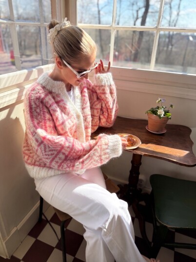 House Of Yarn IR 02-44a Hanami jakke (Fnugg in Florence)