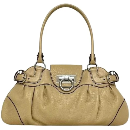 Salvatore Ferragamo Dame Beige
