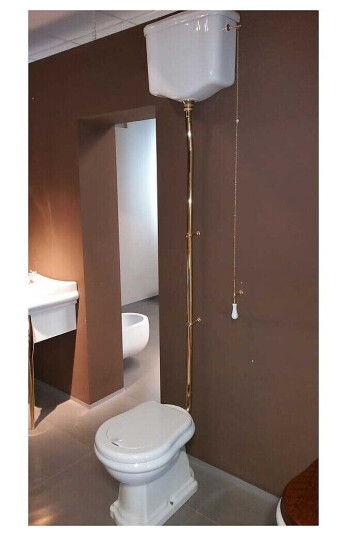 Lavabo Retro HIGH Gulvstående Toalett 445x705x2220 mm, Messing/S-lås, Hvit Lavabo Retro HIGH Gulvstående Toalett 445x705x2220 mm, Messing/S-lås, Hvit