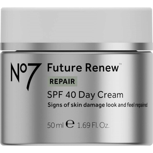 No7 Future Renew Reparasjonskrem med SPF40 50 ml - Solkrem for Ekstra Beskyttelse