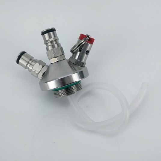 Kegland Mini Keg Ball Lock adapter med silikon dyppslange