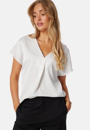 VILA Viellette V-neck S/S SATIN TOP Snow White 34 VILA Viellette V-neck S/S SATIN TOP Snow White 34