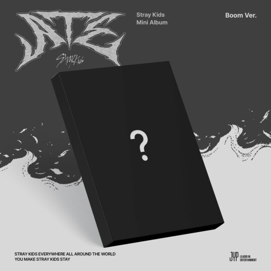 Stray Kids  Ate (Boom Ver.)  CD