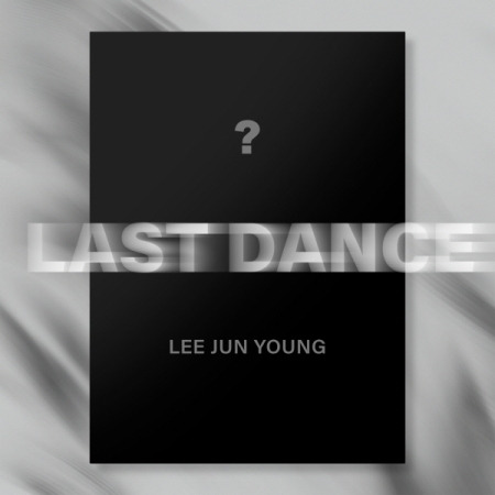 Lee Jun Young Last Dance incl. Booklet, 2 Photocard, 2 Postcards, Interview Mini Brochure + Track List Sticker CD