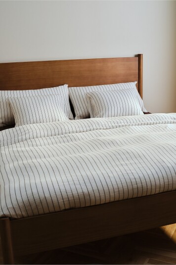 Jotex Dynetrekksett i Musselin Dobbeltseng Svart/offwhite AMILIA 21364501297