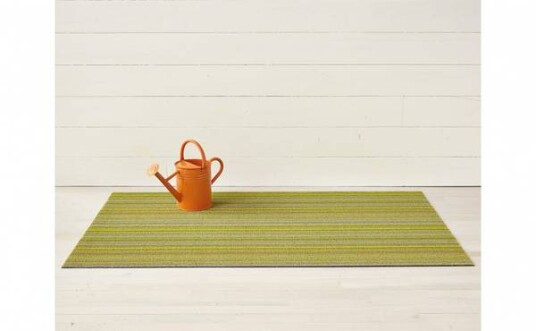 CHILEWICH Skinny Stripe Dørmatte 61x91cm CITRON CHILEWICH Skinny Stripe Dørmatte 61x91cm CITRON