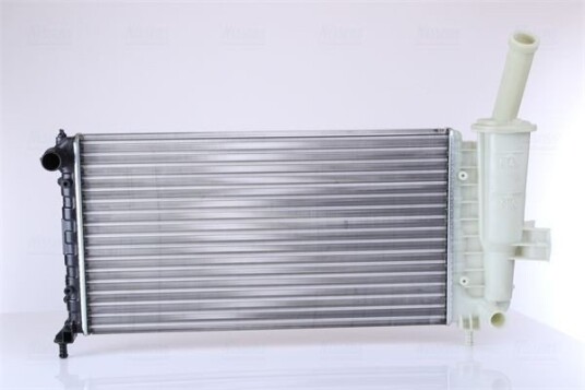 Radiator NISSENS 61764 Radiator NISSENS 61764