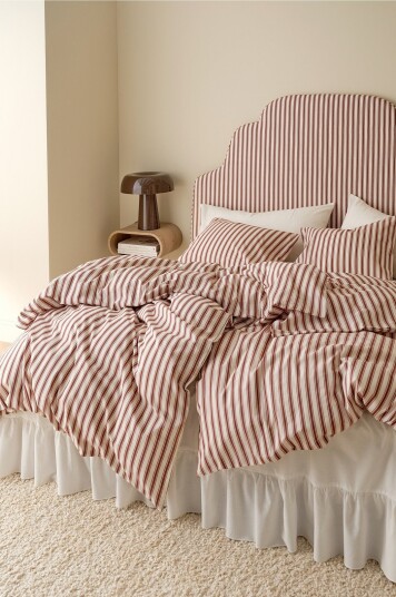 Ellos Home Dynetrekksett Bedset Heaven Stripe i bomull 2 deler Brun