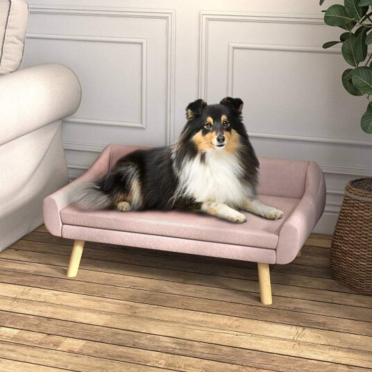 Elegant Rosa Hundesofa I Fløyel Med Ryggstøtte