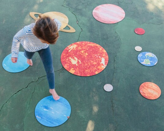 Educational Advantage | Solsystem i gummi 10 deler
