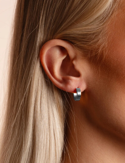 SNÖ of Sweden Liddy Small Ring Ear Plain S Onesize   Silver   ONE SIZE