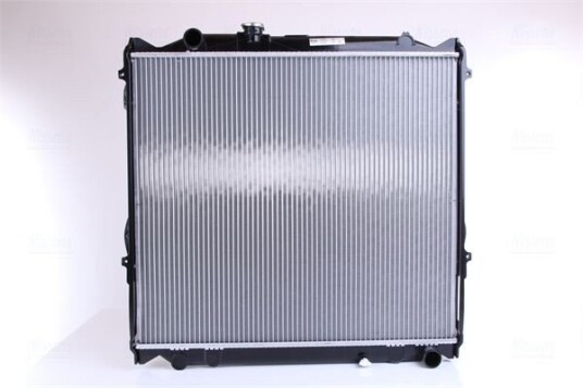 Radiator NISSENS 64636A