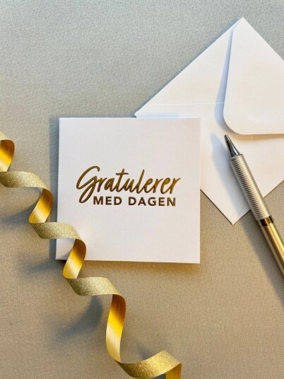 NORWAY DESIGN STUDIO Kort "Gratulerer med dagen"