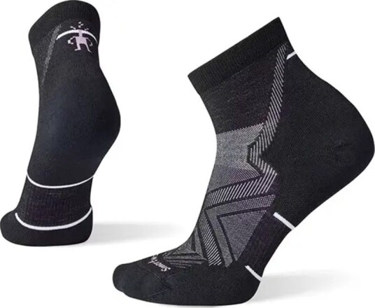Smartwool Women's Run Targeted Cushion Ankle Socks 42-45, Black