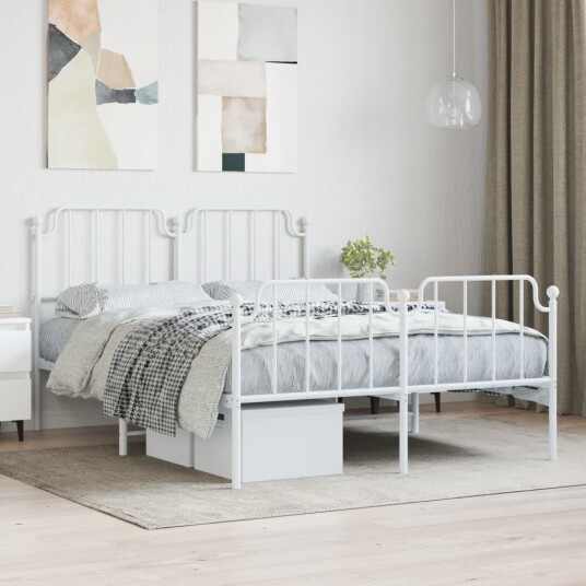 vidaXL Sengeramme i metall med hode- og fotgavl hvit 140x200 cm 8721012212640