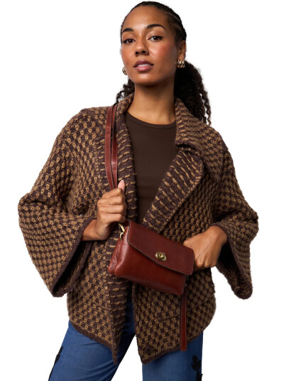 RE:DESIGNED EST 2003 Nisha Clutch Brown ONE SIZE RE:DESIGNED EST 2003 Nisha Clutch Brown ONE SIZE