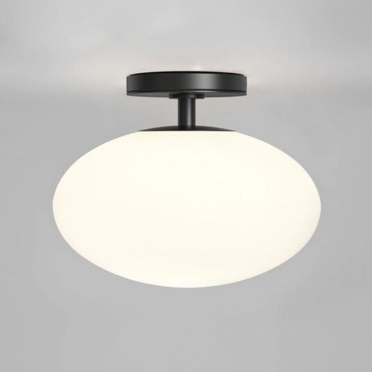 Astro Lighting Zeppo taklampe IP44 E27 - Svart/Opal Astro Lighting Zeppo taklampe IP44 E27 - Svart/Opal