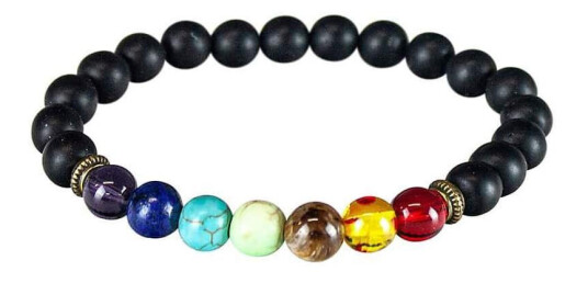 Chakraarmbånd med svarte perler Chakraarmbånd med svarte perler