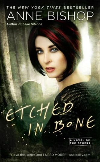 Etched In Bone Av Anne Bishop