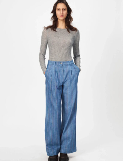 nué notes Magnus Crewneck - Grey - M nué notes Magnus Crewneck - Grey - M