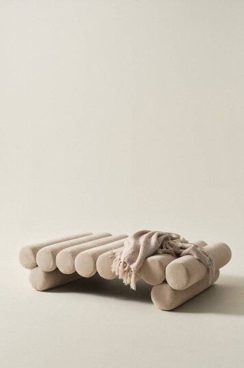 SIMONETTA sittepuff 77x122 cm Sandbeige SIMONETTA sittepuff 77x122 cm Sandbeige