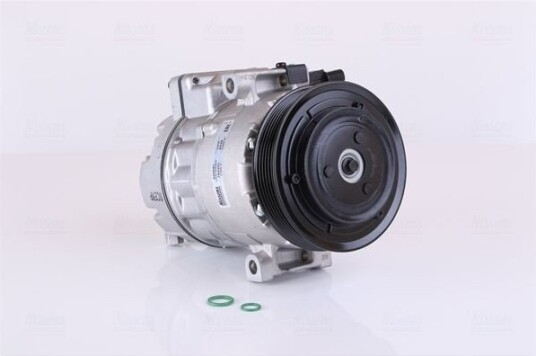 AC kompressor NISSENS 890687
