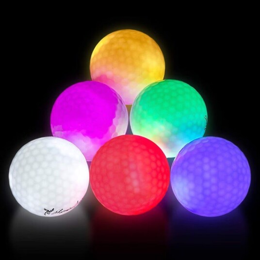 Golfball med LED-lys for nattgolf - hvit Golfball med LED-lys for nattgolf - hvit