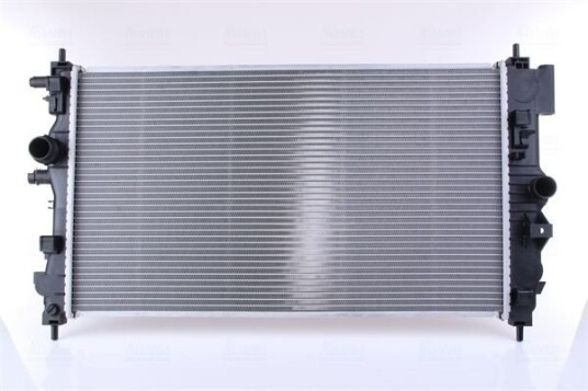 Radiator NISSENS 630745