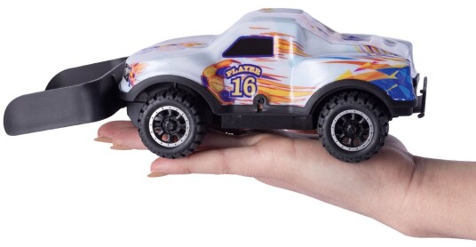 Revell 24689 RC Fotball Liga Radiostyrt Bil 1:22