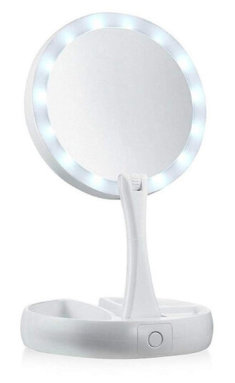 Sminkespeilet med LED-lys