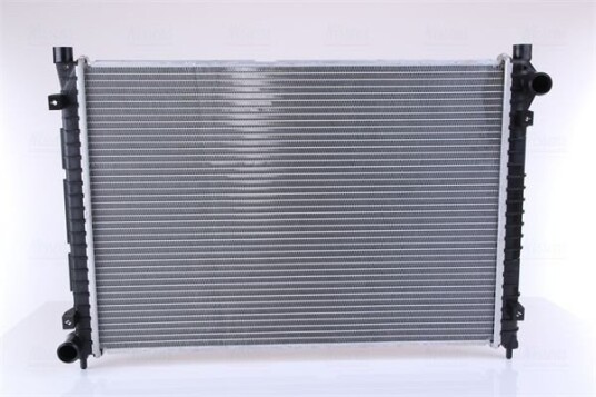 Radiator NISSENS 64301A