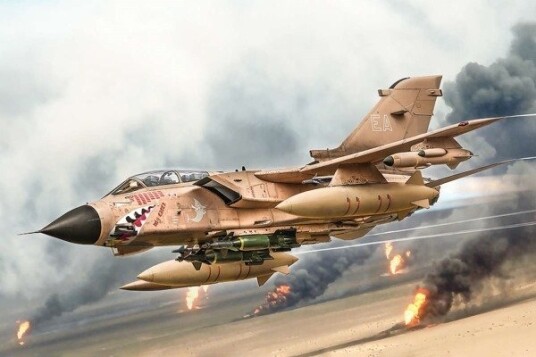 1:32 Tornado Gr. 1 Desert Storm Modellfly