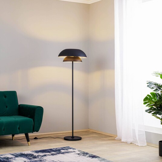 Lucande Kellina gulvlampe i svart Lucande Kellina gulvlampe i svart