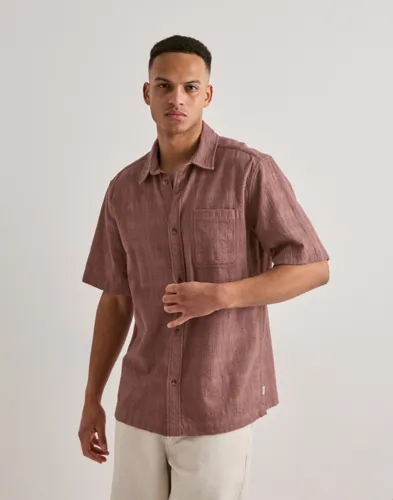 Les Deux Charlie Ss Shirt Kortermede skjorter Rød