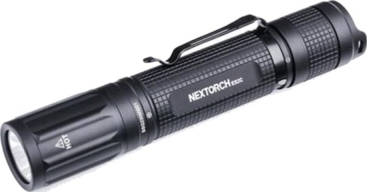 Nextorch Lommelykt E52c 3000Lm/210M 5000Mah Usb-C Oppladbar (21700) Med Belteklips, Lades Bak Med Dreibar