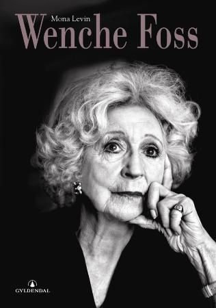 Wenche Foss, Pent brukt bok