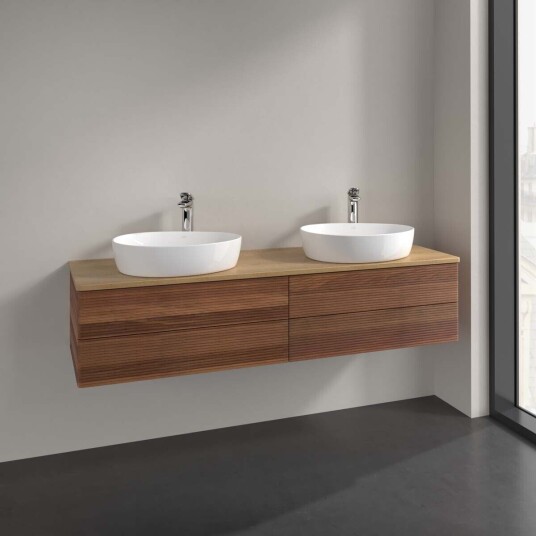 Villeroy & Boch Antao Servantskap med 4 skuffer 160x50x36 cm u/lys Valnøtt/Eik Villeroy & Boch Antao Servantskap med 4 skuffer 160x50x36 cm u/lys Valnøtt/Eik