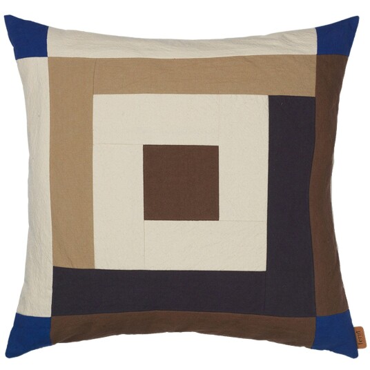 Ferm Living Border Patchwork Pute 50x50 cm Carob Brown / Clear Blue