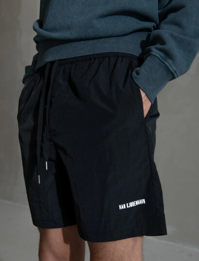 HAN Kjøbenhavn Nylon Track Shorts Black XL