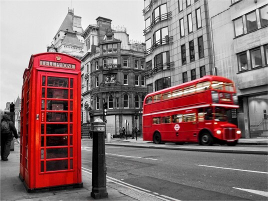 Fototapet Red Bus And Phone Kiosk London 250x193 - Artgeist sp. z o. o.