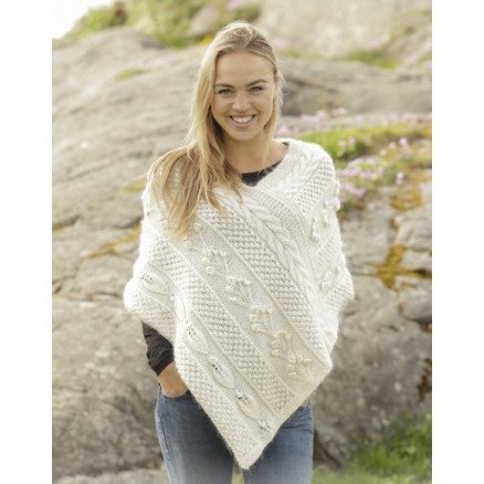 Snow Beads by DROPS Design Poncho Strikkeoppskrift str S XXXL